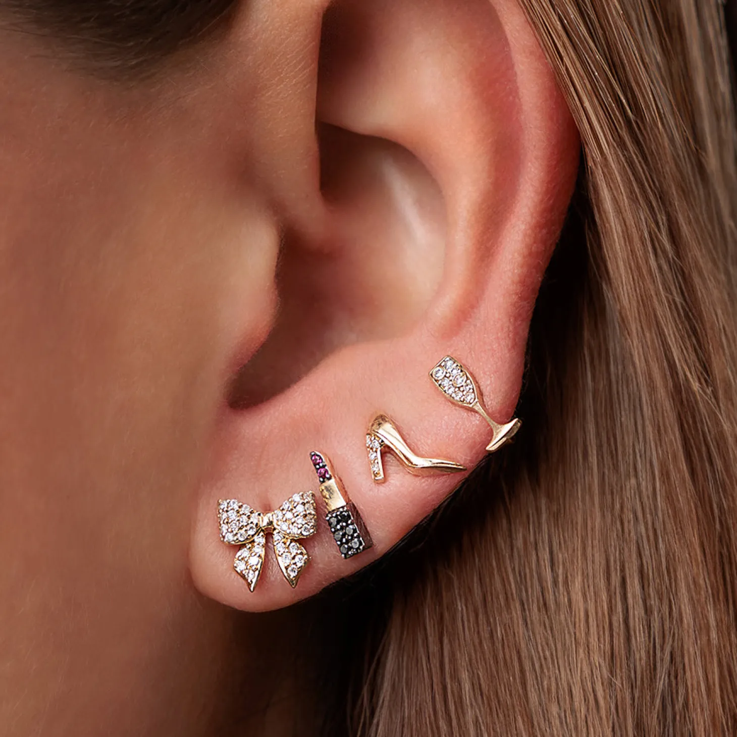 Gold & Diamond Champagne Glass Stud