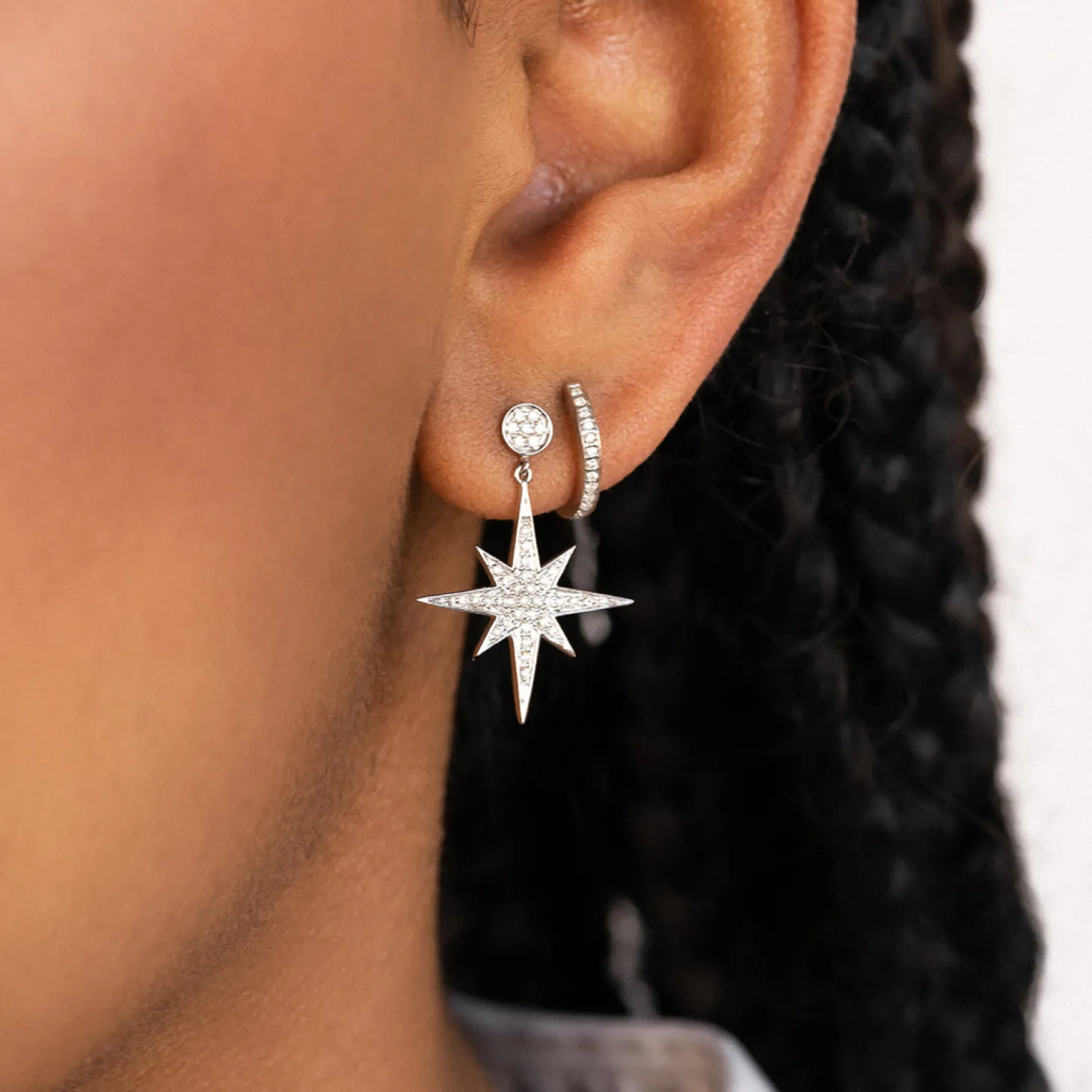 Gold & Pavé Diamond 9mm Huggie Hoops