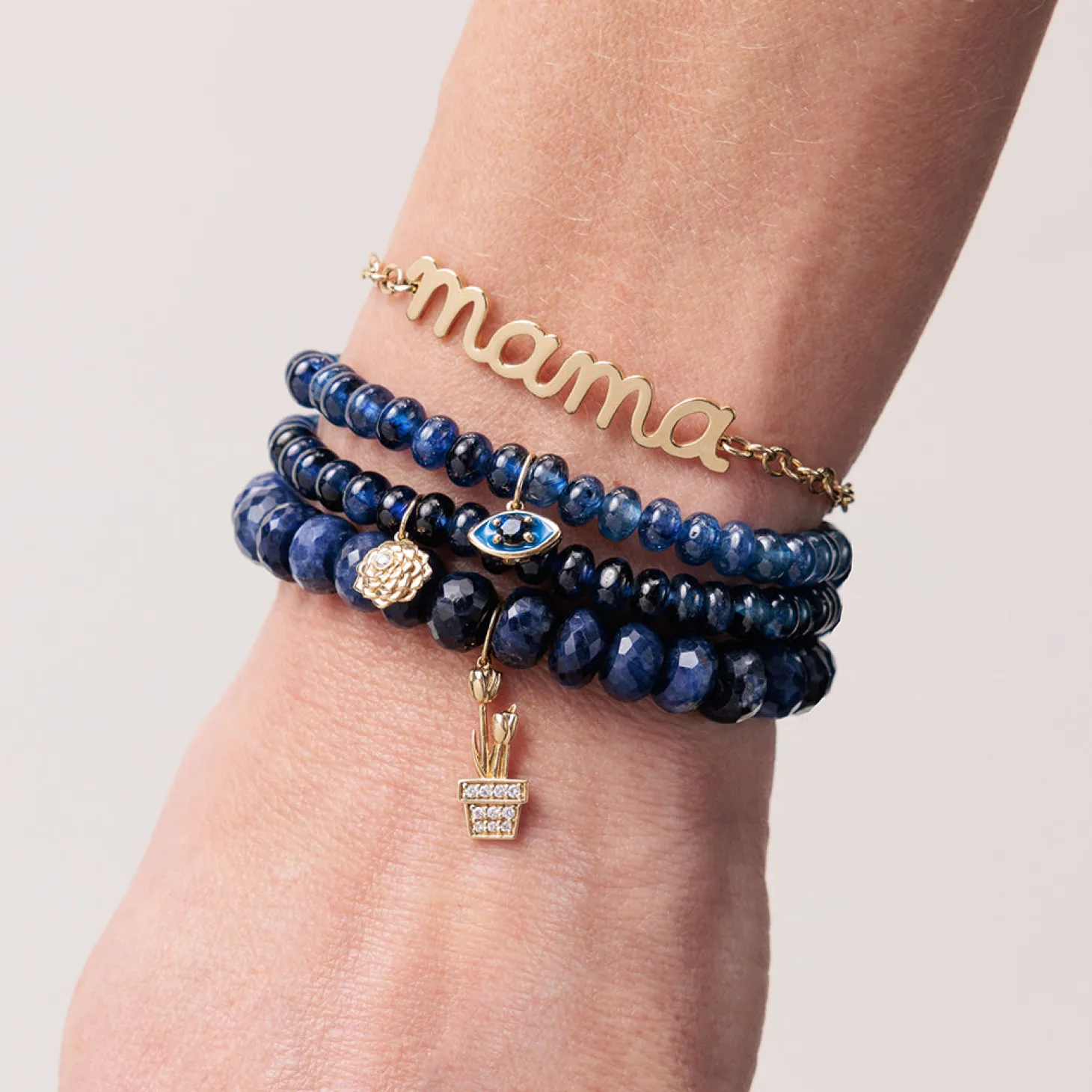 Pure Gold Large Mama Script Bracelet